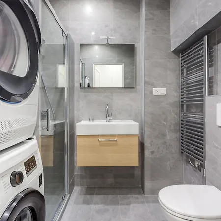 The Black Swan Apartman *